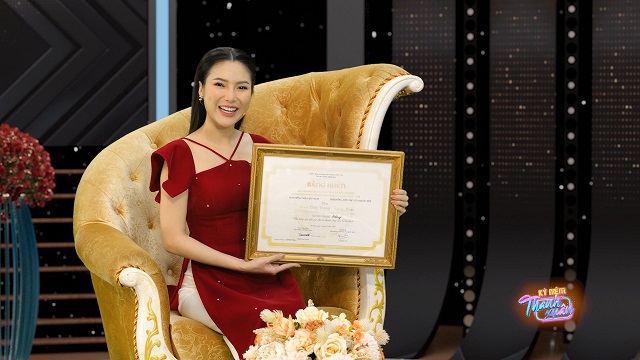 Kỷ vật giúp Thùy Trang thuyết phục gia đình từ phản đối sang ủng hộ tuyệt đối sự nghiệp ca hát