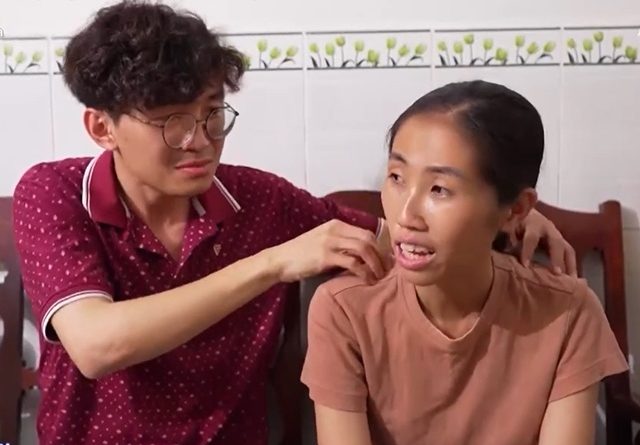 Câu Chuyện Cuộc Sống: Nuôi dạy con trong gia đình bận rộn